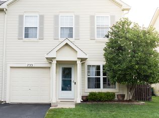 733 Bayles Dr, Romeoville, IL 60446