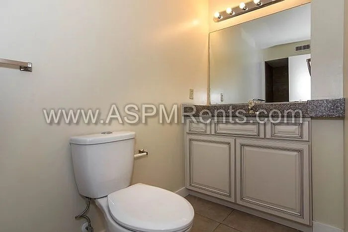 297 E Hill Ave #16 — Photo 9
