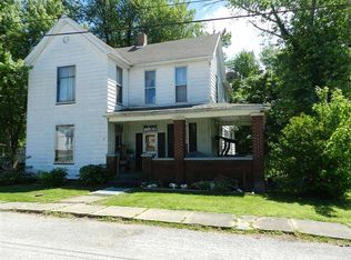 29 E Market St, Chrisney, IN 47611