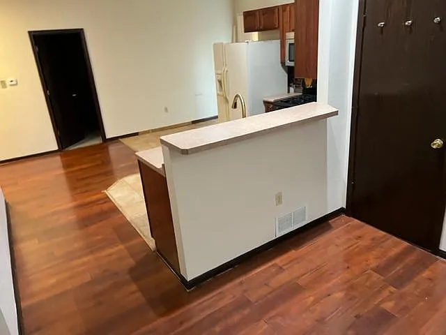 327 Boggs Ave #1 — Photo 4