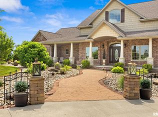 2988 N 400 East Rd, Mc Lean, IL 61754