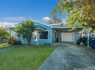 118 Grosvenor St, San Antonio, TX 78221