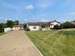 2955 W Alexander Rd, Valley Grove, WV 26060