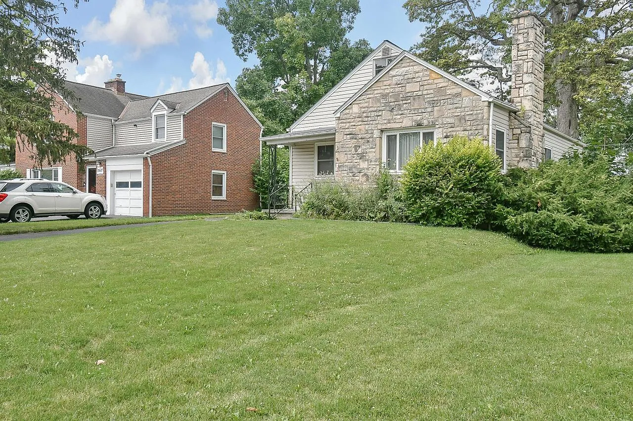 763 Binns Blvd photo 1