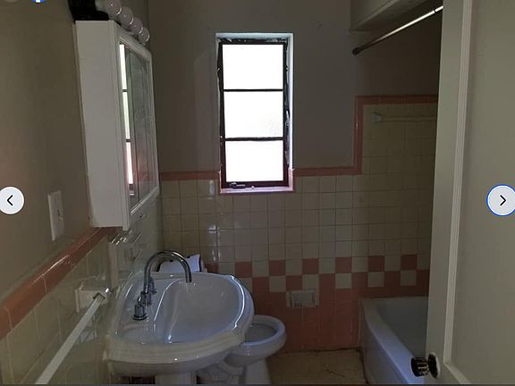 5th image of 7922 Granville Ln
