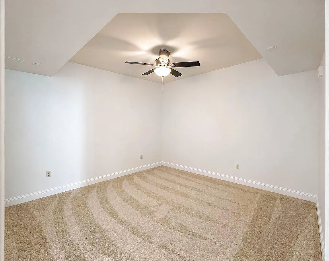 2 bed, 2.0 bath, 1693 sqft, $2,500 — Photo 2