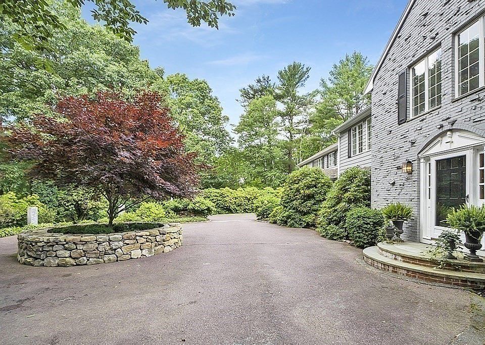 33 Essex St, South Hamilton, MA 01982 Zillow