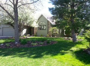 5299 Riverwood Dr, Savage, MN 55378