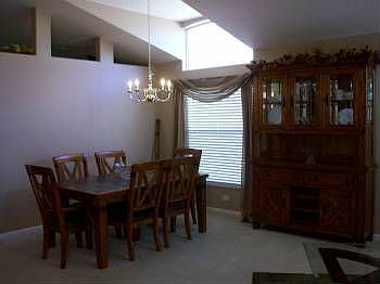 4th image of 2866 Sweetspire Cir