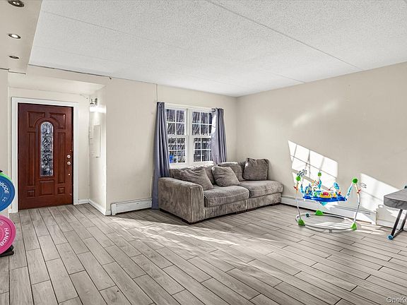 5th image of 2058 Washington Avenue