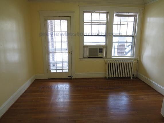 2nd image of 22 Chiswick Rd #Sd10