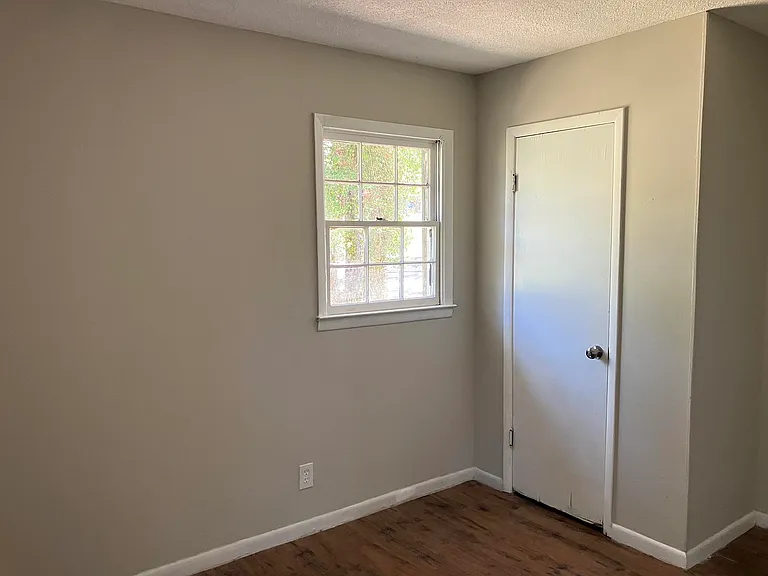2050 Cherokee Ct #MAIN — Photo 12