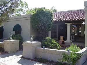 5th image of 2566 W Monte Ave