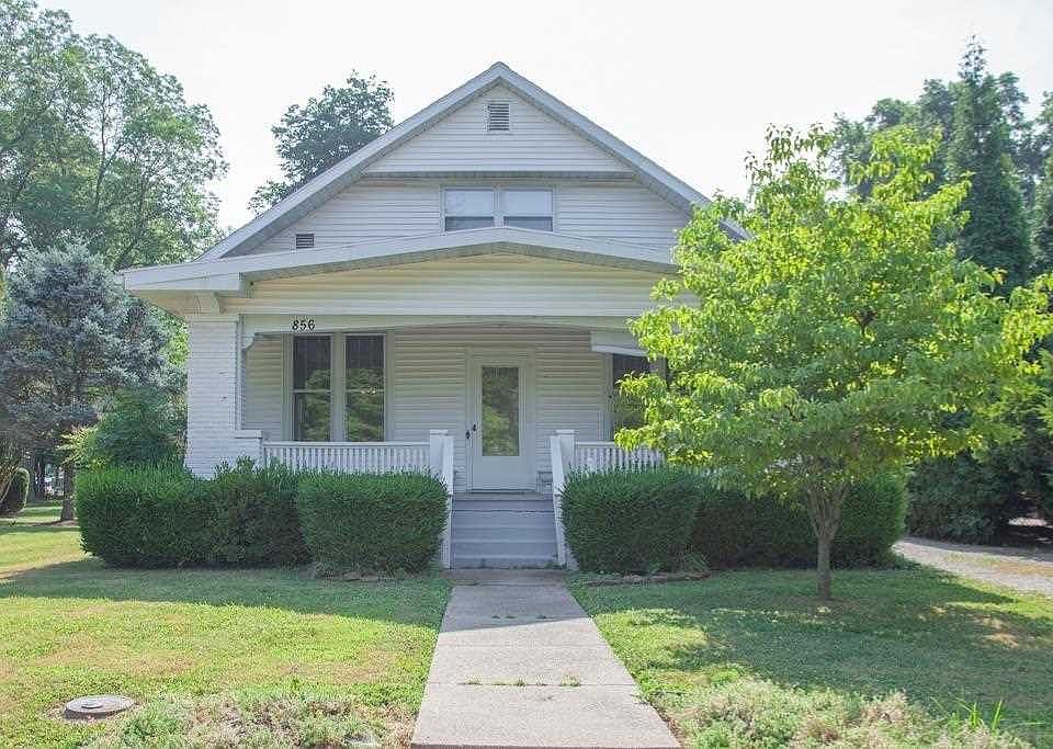1st image of 856 S Lombard Ave
