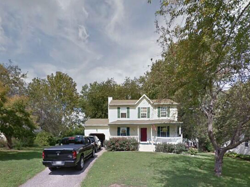 1st image of 122 Boyd Dr