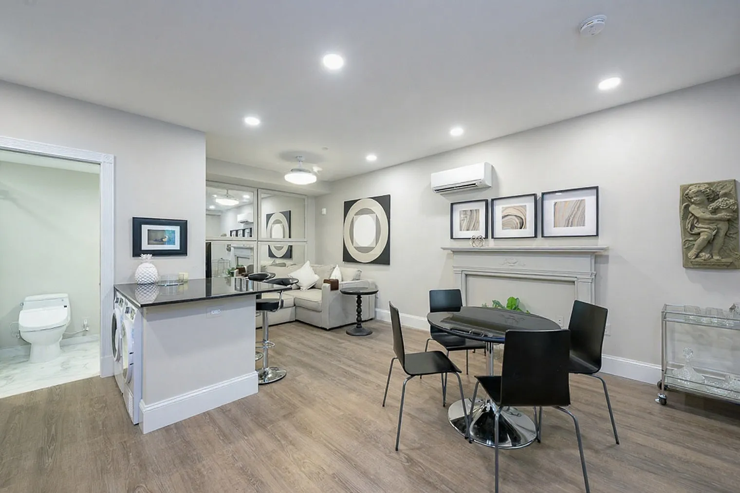 1 bed, 1.0 bath, 6458 sqft, $3,691 — Photo 1