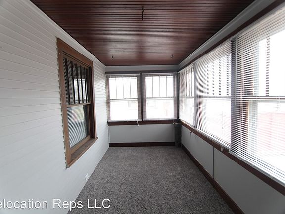 2nd image of 1525 32nd St