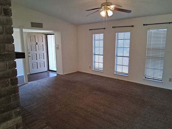 5th image of 514 Button Dr