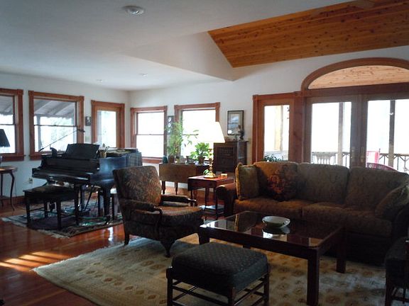 2nd image of 21 Rainbow Narrows Ln