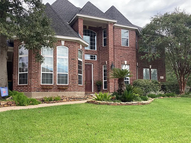 289 Waterford Way — Photo 3