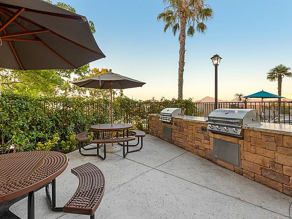 2nd image of 11820 Paseo Lucido #1011