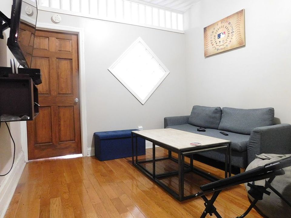 1st image of 1735 2nd Ave #3R