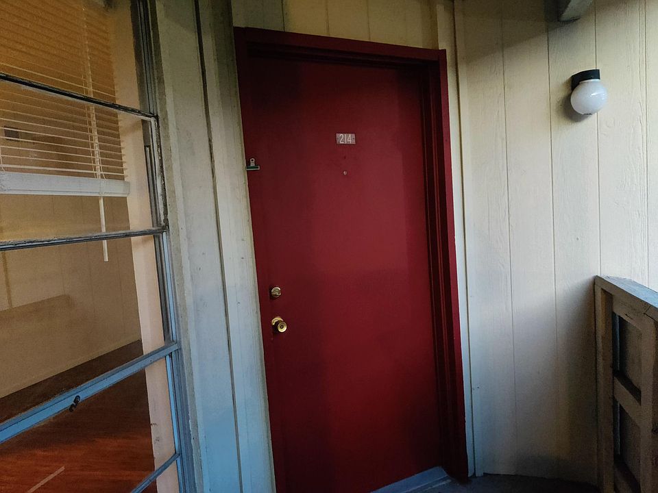 1st image of 919 S Weatherred Dr APT 214