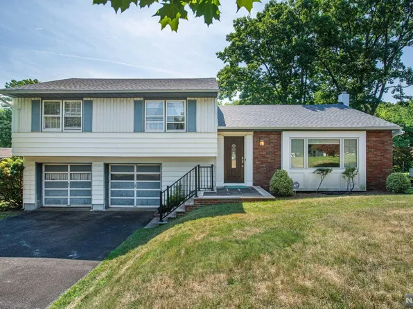 411 Rifle Camp Rd, Woodland Park, NJ 07424