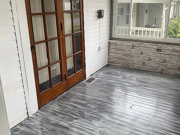 Large front porch 