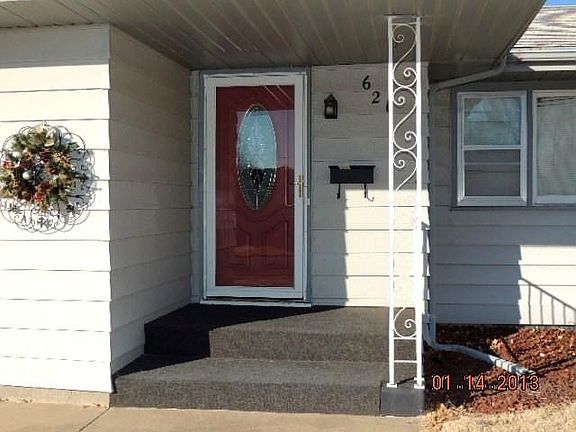 4th image of 621 Huehl Cir