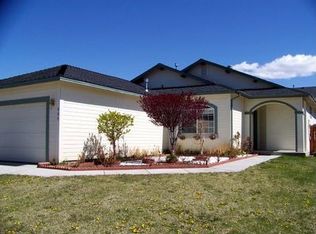 885 Valley Crest Dr, Carson City, NV
