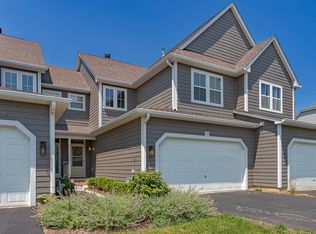 138 Tanglewood Dr, Glen Ellyn, IL 60137