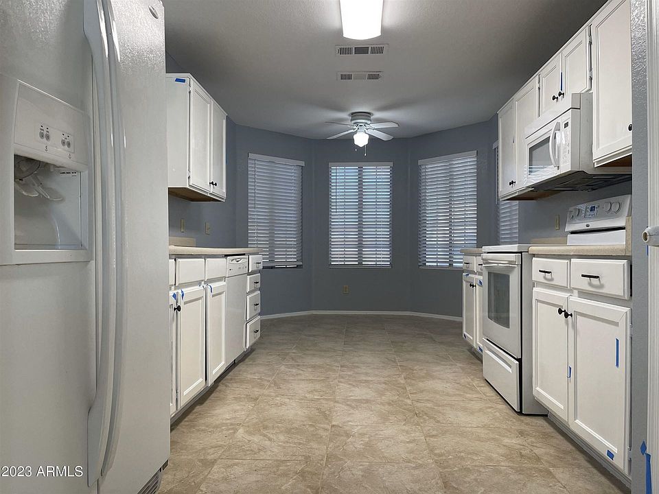 2nd image of 8509 W Ocotillo Rd