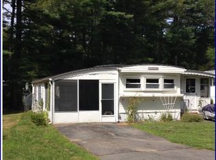 12 Sycamore Dr, Halifax, MA 02338