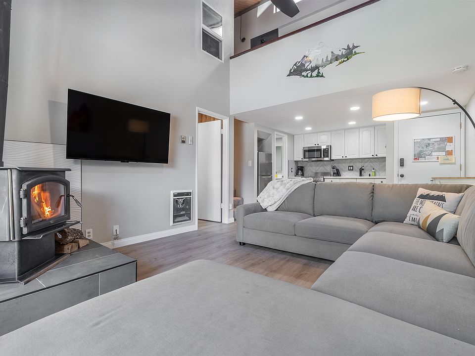 Krystal Villa East Apartments Mammoth Lakes, CA Zillow