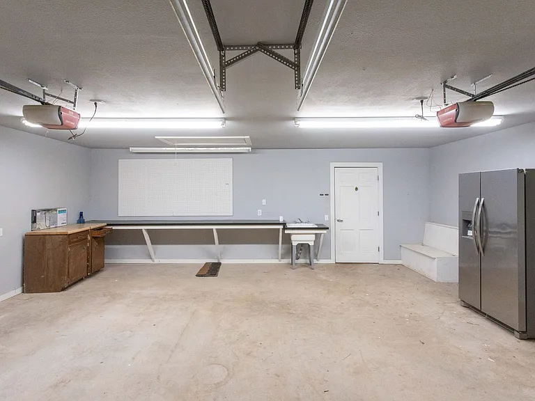 1803 Midwestern Pkwy — Photo 31