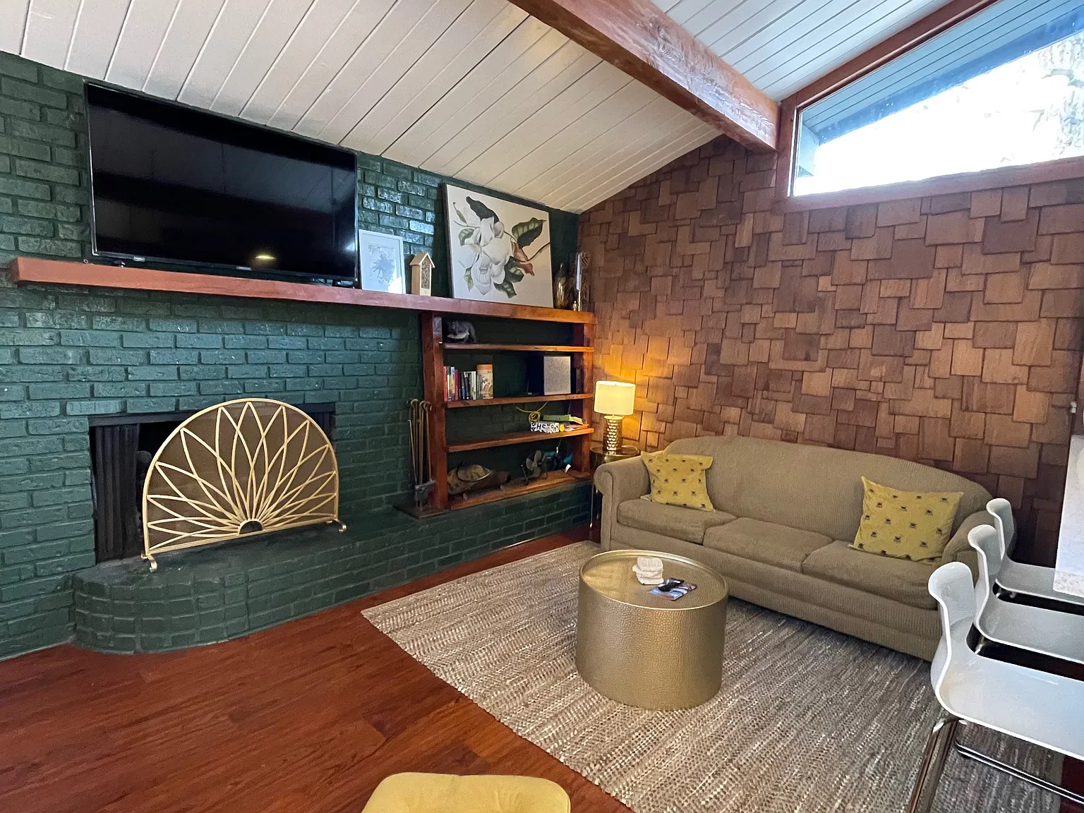 2 bed, 744 sqft, $1,825 — Photo 4