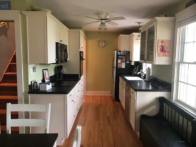 60 Center Rd — Photo 4