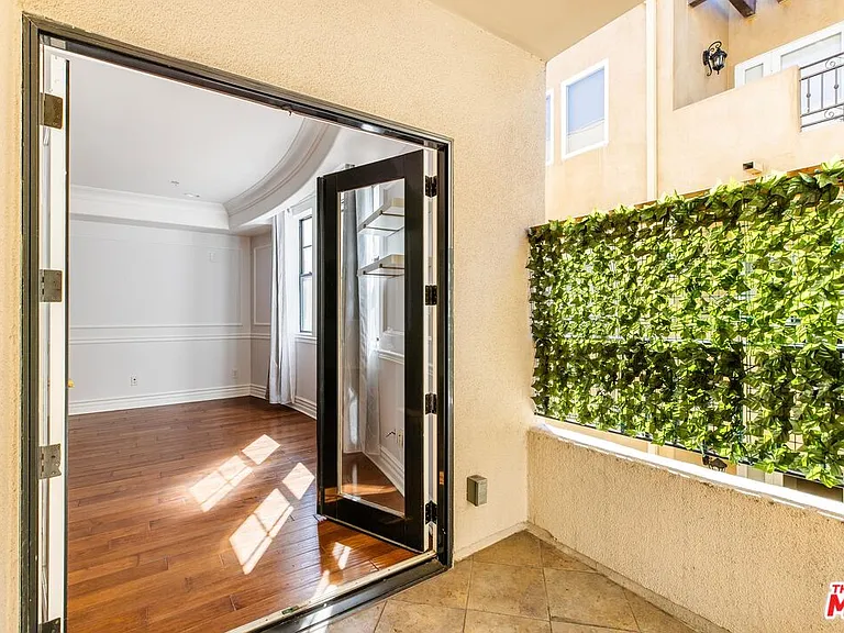 12026 Hoffman St #302 — Photo 4