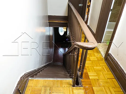 Sold by Serendipity Estates LLC | media 38