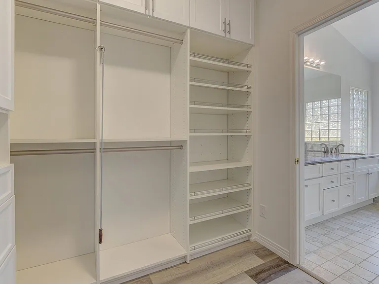 8437 Willowleaf Ct — Photo 28