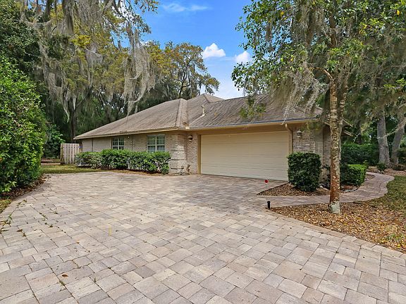 2nd image of 1582 Canopy Dr
