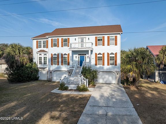 2nd image of 383 Tarpon Boulevard