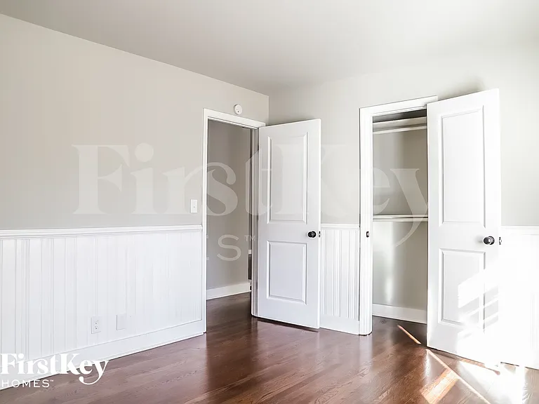 2207 Freydale Rd SE — Photo 16