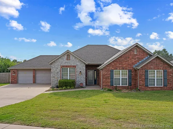 5712 Hazel Rd, Bartlesville, OK 74006