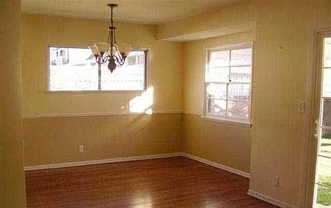 5th image of 12524 Albers St