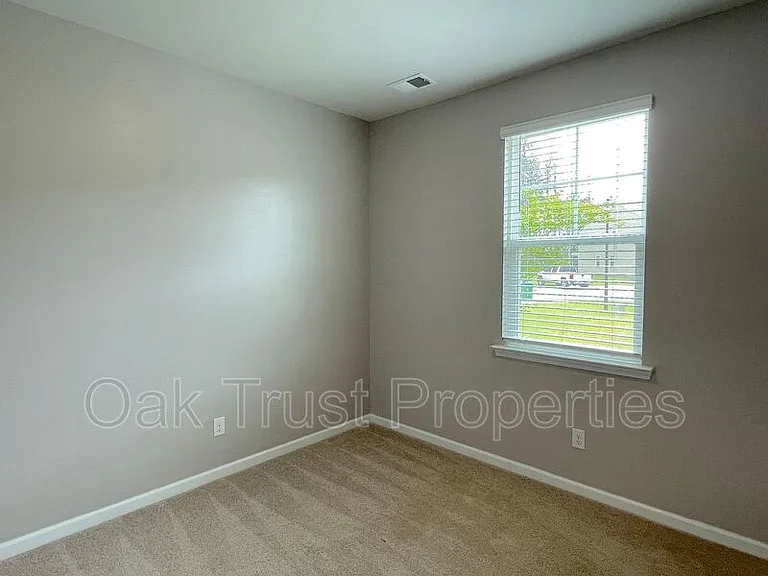 217 Lapping Waters Dr — Photo 12
