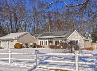 95 Ash Drive, Hamden, CT 06518