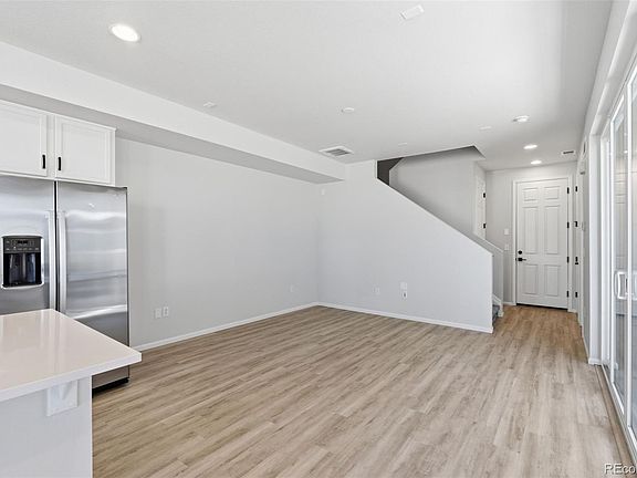 5th image of 24380 E 42nd Avenue