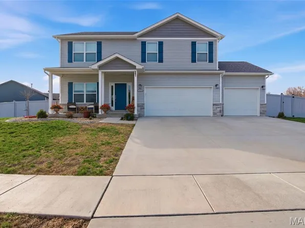 1232 Winding Oaks Ln, Mascoutah, IL 62258